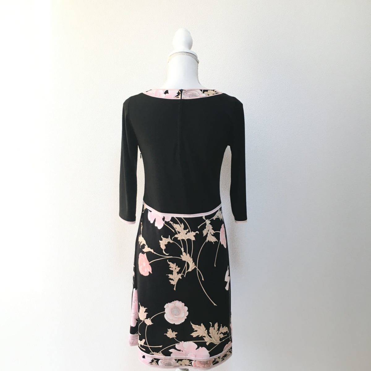 美品 LEONARD レオナール 美しい花柄 カンカン 近年 ワンピース 美品 LEONARD レオナール 美しい花柄 カンカン 近年 ワンピース