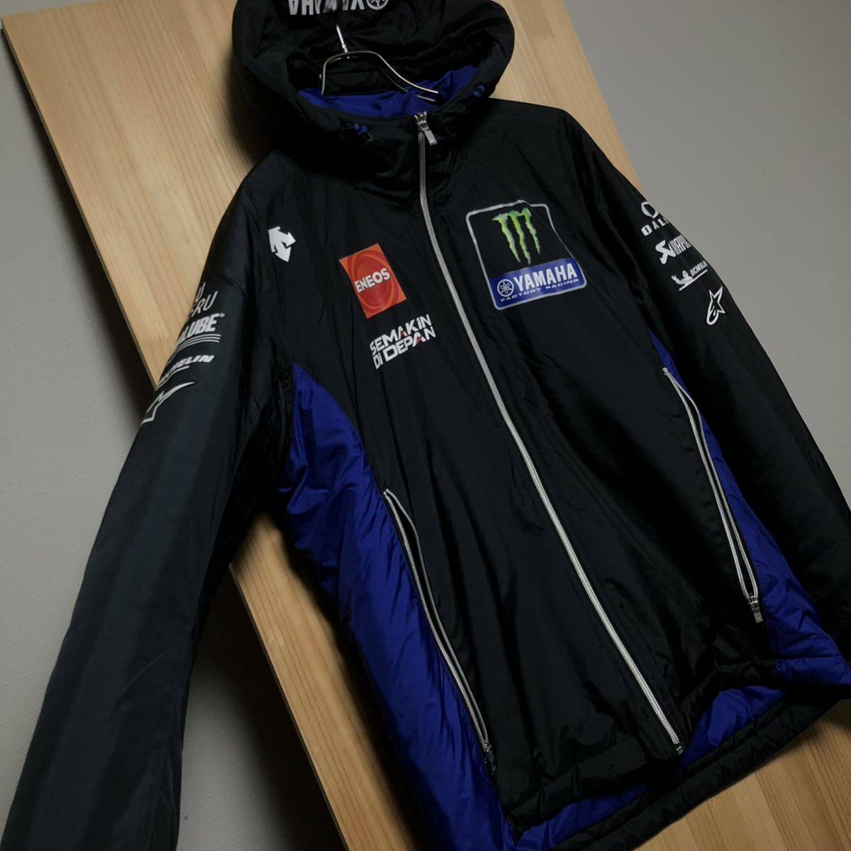 DESCENTE デサントYAMAHA ヤマハ レーシングジャケットブルゾン DESCENTE デサントYAMAHA ヤマハ レーシングジャケットブルゾン