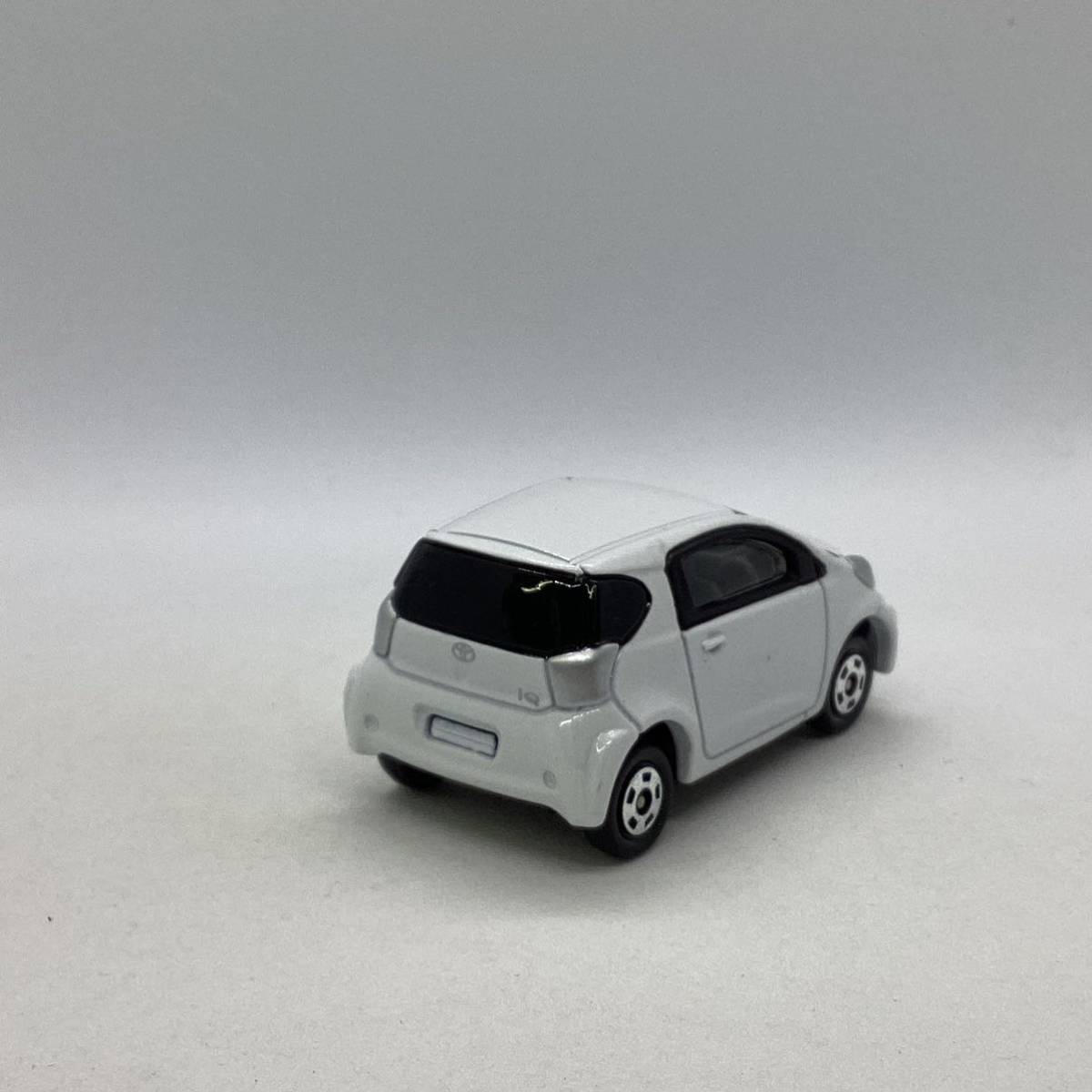 EH120 トミカ ミニカー トヨタ TOYOTA iQ_画像3