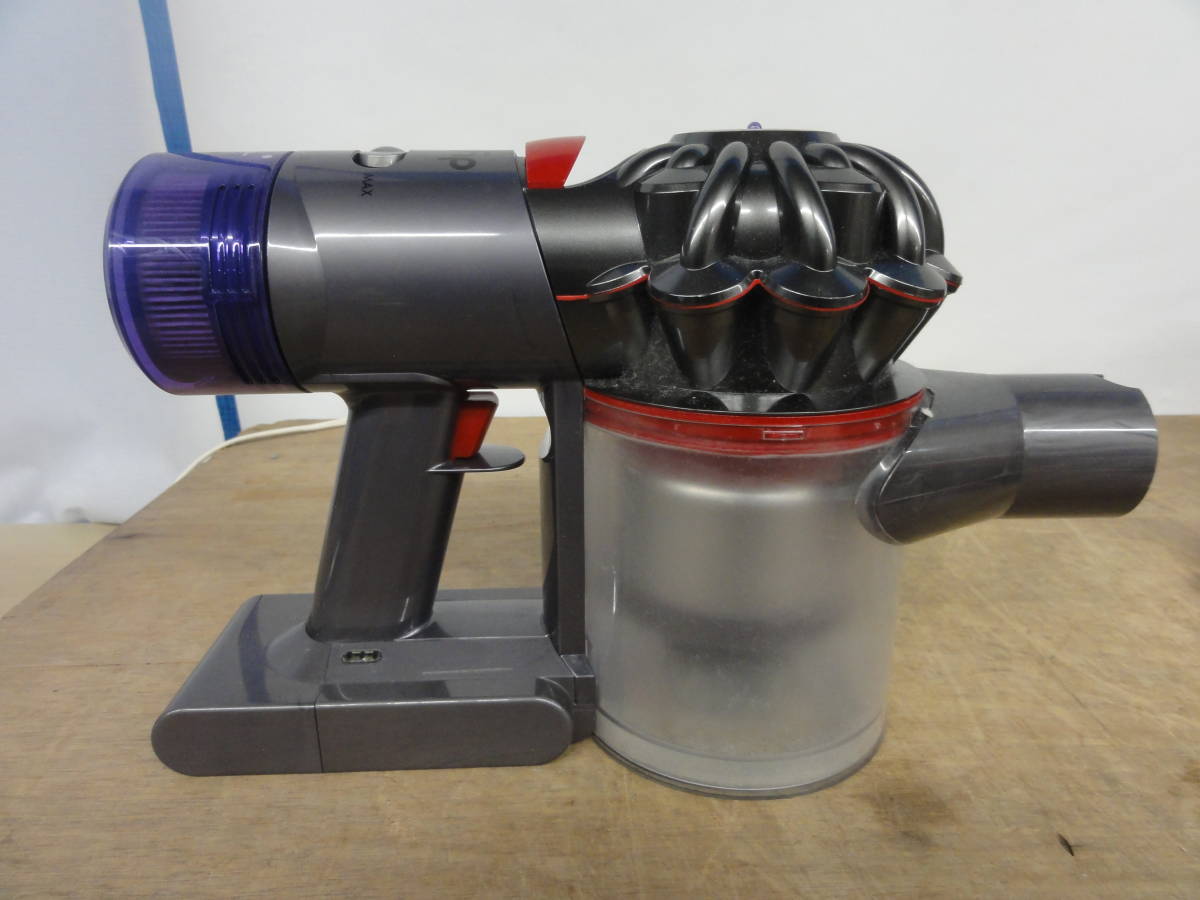 ♪ dyson ダイソン コードレスクリーナー SV10K SV11 ２台セット 不動品 ※ジャンク品　■１００_画像7