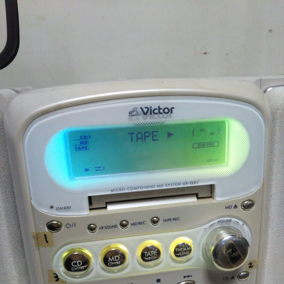 送料無料(2M3322)Victor ビクター MDコンポ CDコンポ 送料無料(2M3322)Victor ビクター MDコンポ CDコンポ