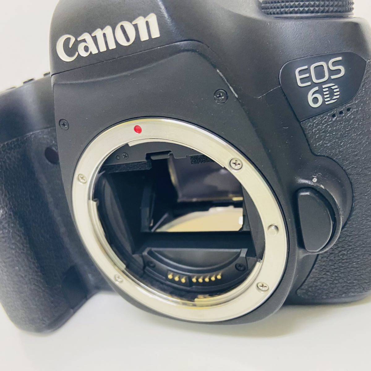 動作品　 Canon EOS 6D ボディ バッテリーのみ付属 シャッター回数36,308 i1607280サイズ発送　_画像8