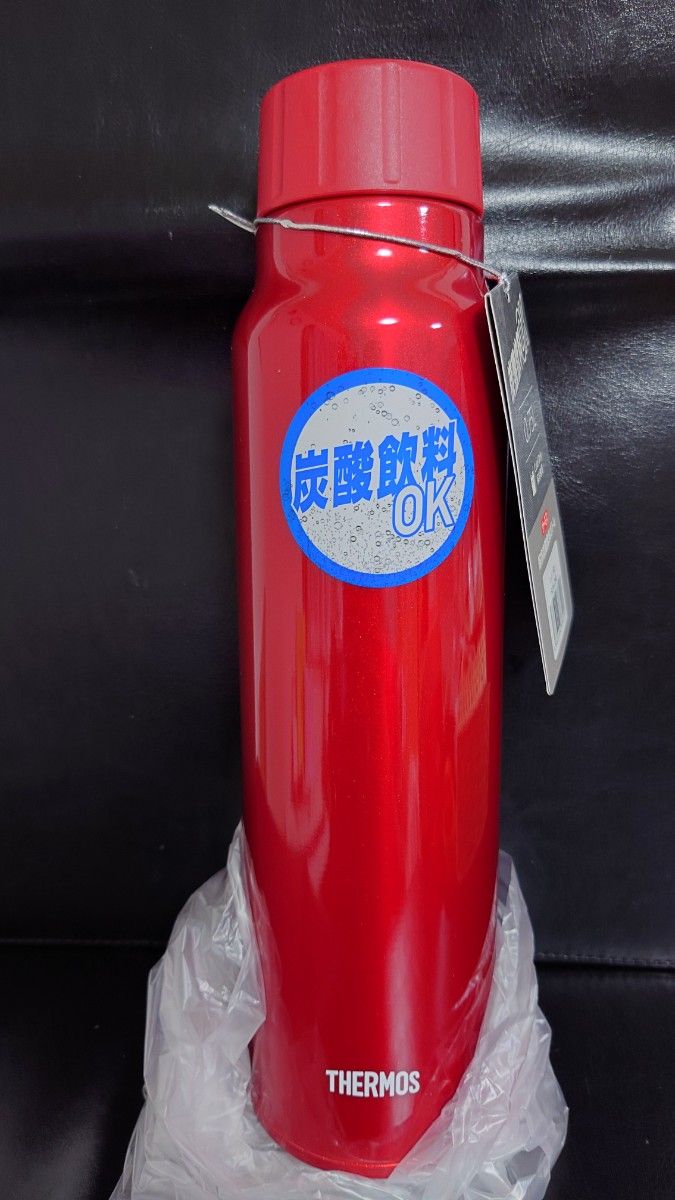 即決OK！新品未使用　サーモス炭酸飲料ボトル　0.75L　レッド 