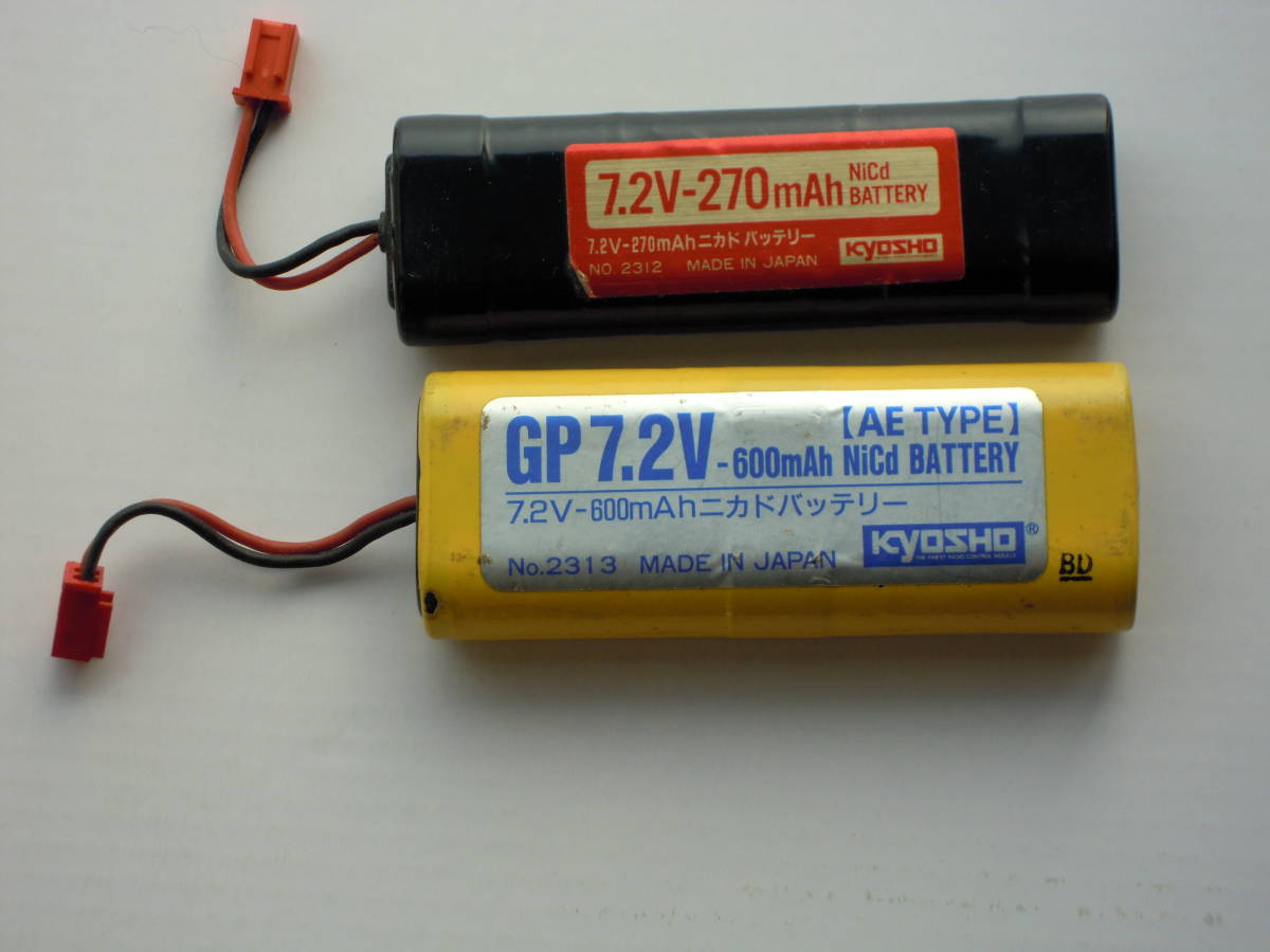 京商 KYOSHO 1/8 電動RCオートバイ　ハングオンレーサー バッテリー7.2V 270mAh,600mAh_画像1