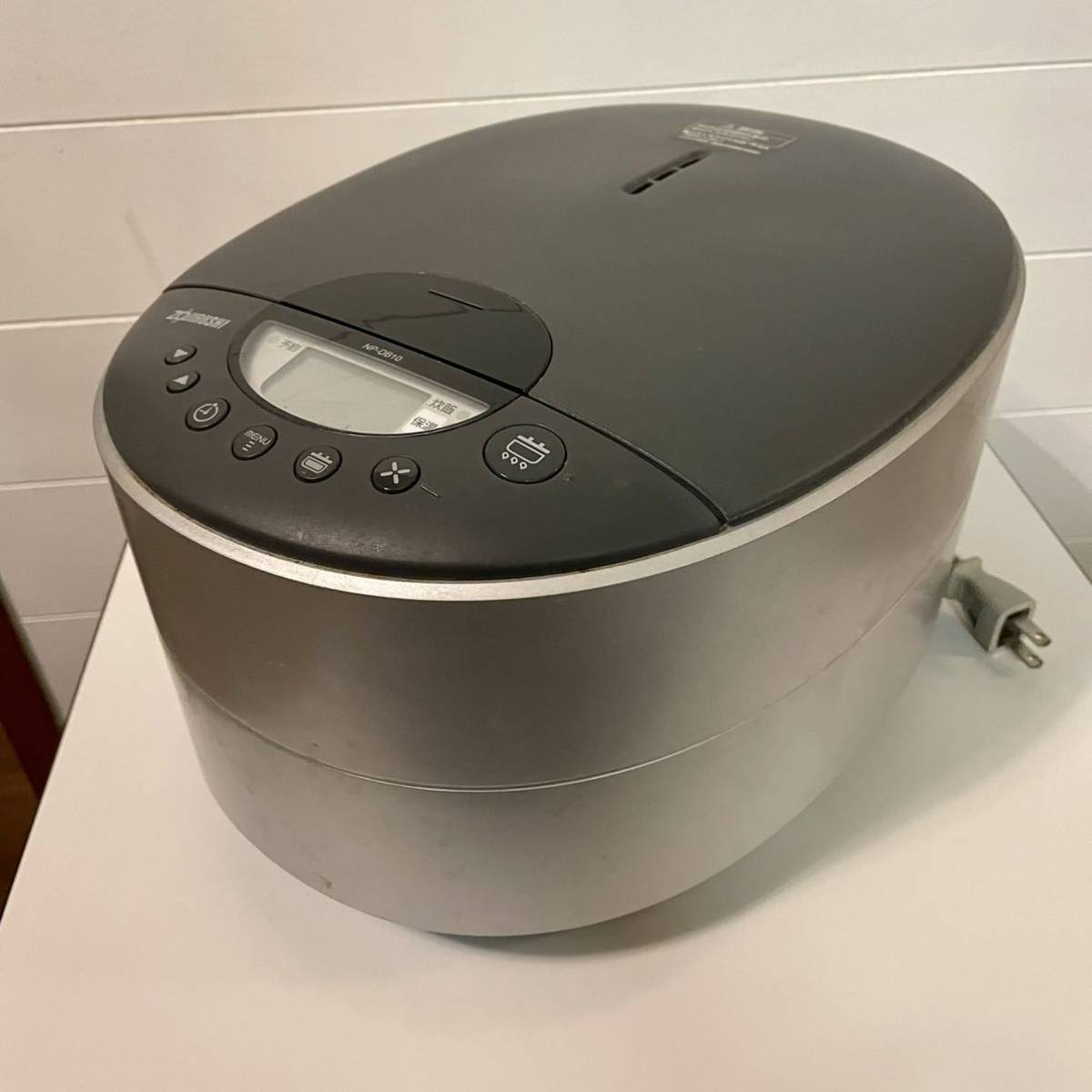 Yahoo!オークション - 象印 ZOJIRUSHI 炊飯器 NP-DB10 中古 (検 Yahoo!オークション - 象印 ZOJIRUSHI 炊飯器 NP-DB10 中古 (検