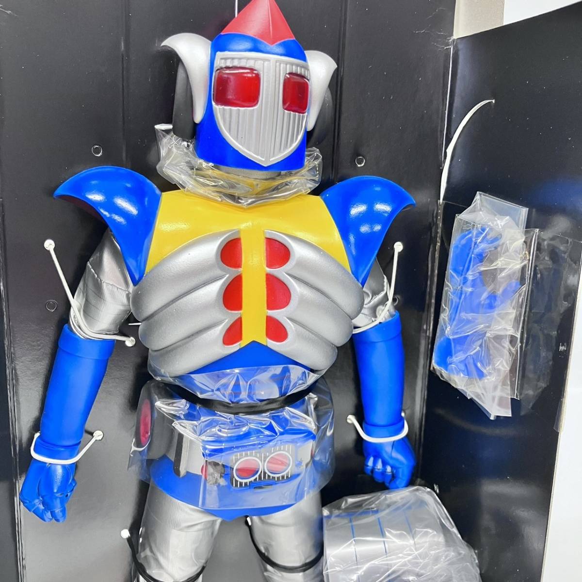 【希少】 RAH リアルアクションヒーローズ 宇宙鉄人 キョーダイン グランゼル フィギュア / CYBERROID GROUNSEL メディコムトイ_画像6