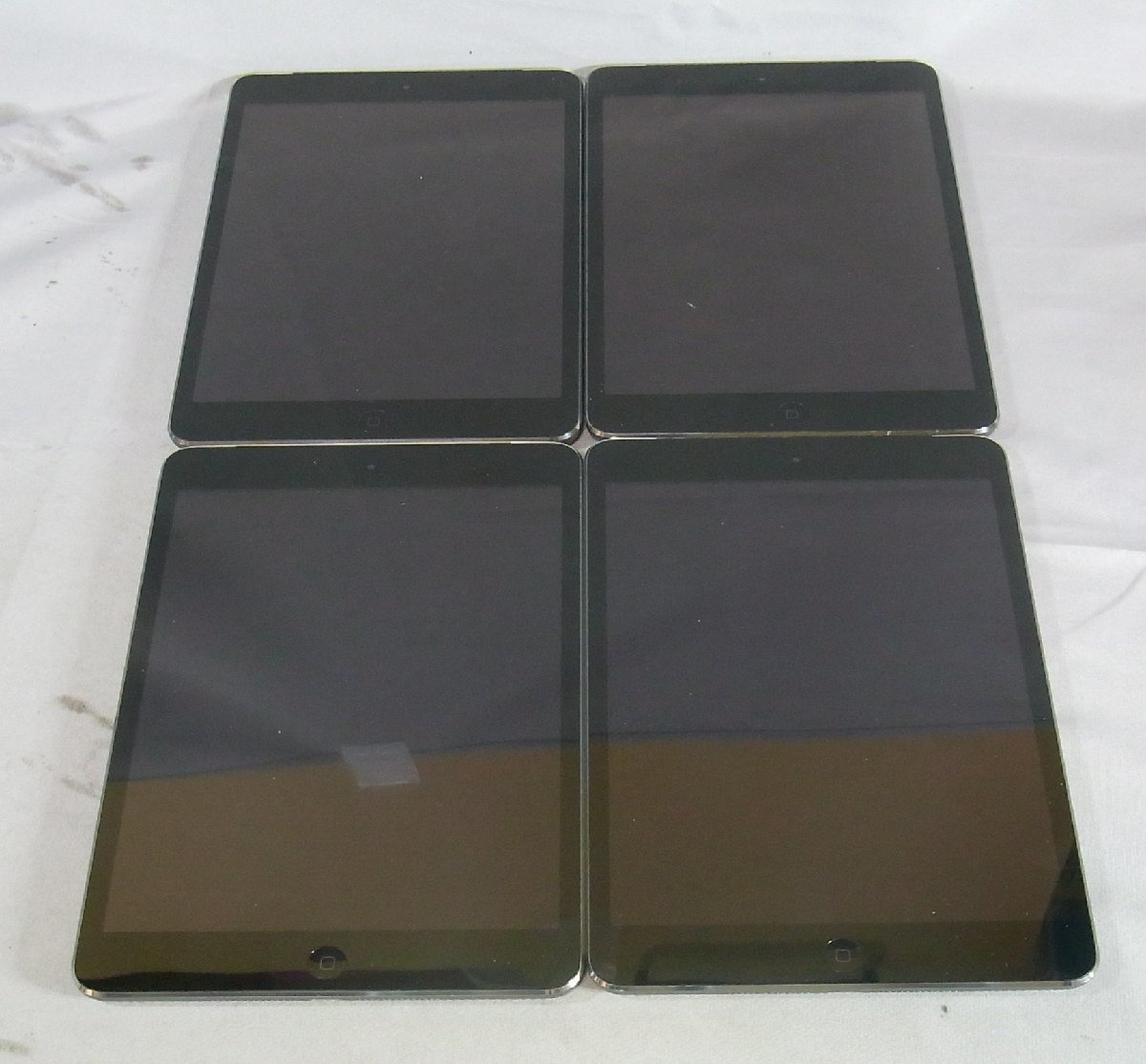 B37788 O-11422 au iPad mini2 Wi-Fi+Cellular 16GB ME800J/A 4台セット ジャンク_画像1