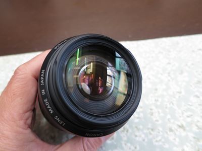 Canon EF 55－200mm F4.5-5.6ⅡUSM、310ｇと軽量コンパクトなフルサイズ対応レンズ、カビや曇りは見られず動作正常です。の画像5