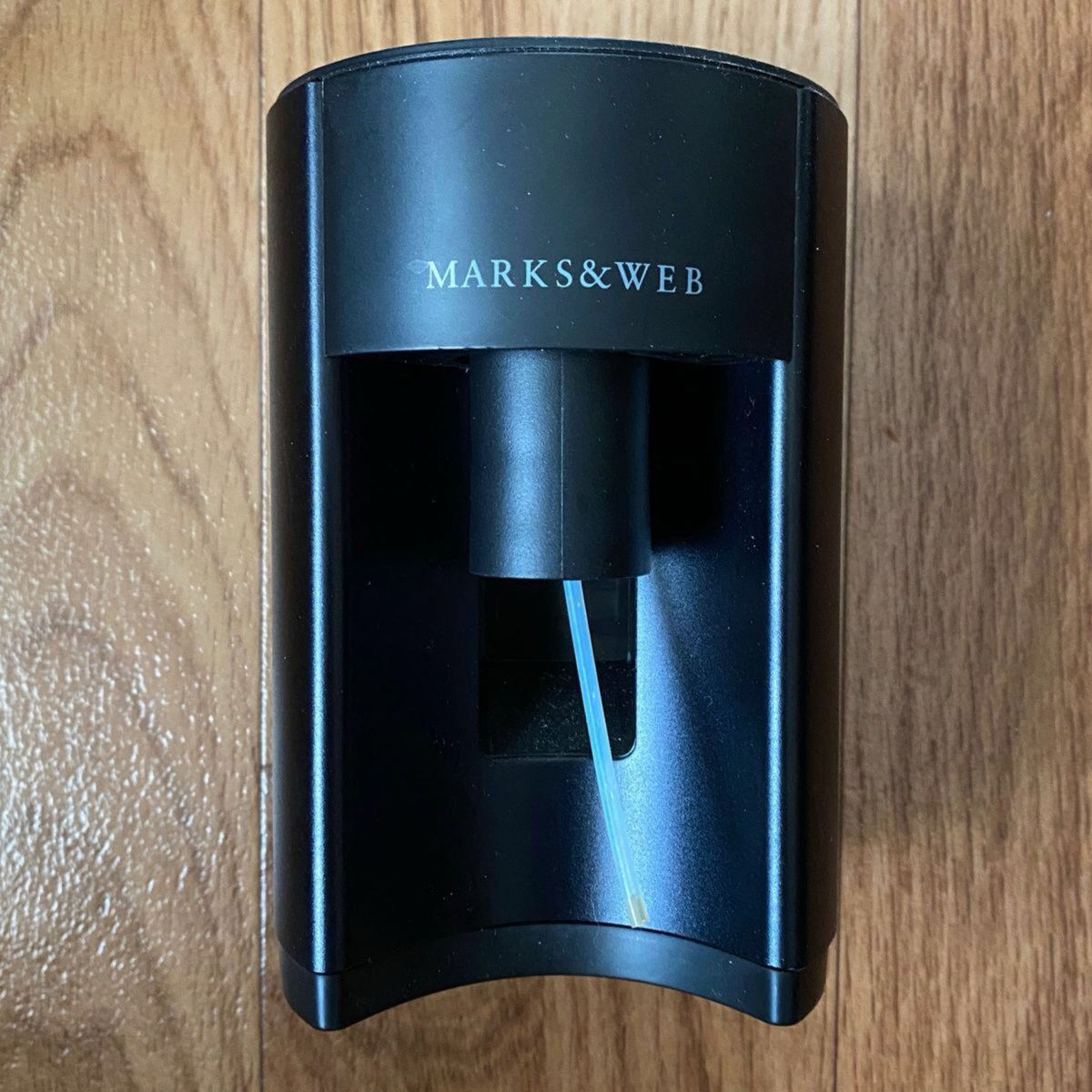 MARKS&WEB ラウンドアロマディフューザー アロマボトル1本付 MARKS&WEB ラウンドアロマディフューザー アロマボトル1本付