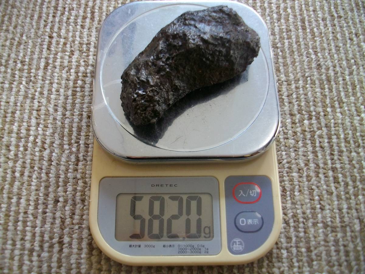 Последнее снижение цены! ! Чрезвычайно редко! Campo del Ciero Meteorite 582G около 5 × 10 см (метеорит Аргентины Шеро/Tapi Meteorite/Drite до Octa/Meteora)! !