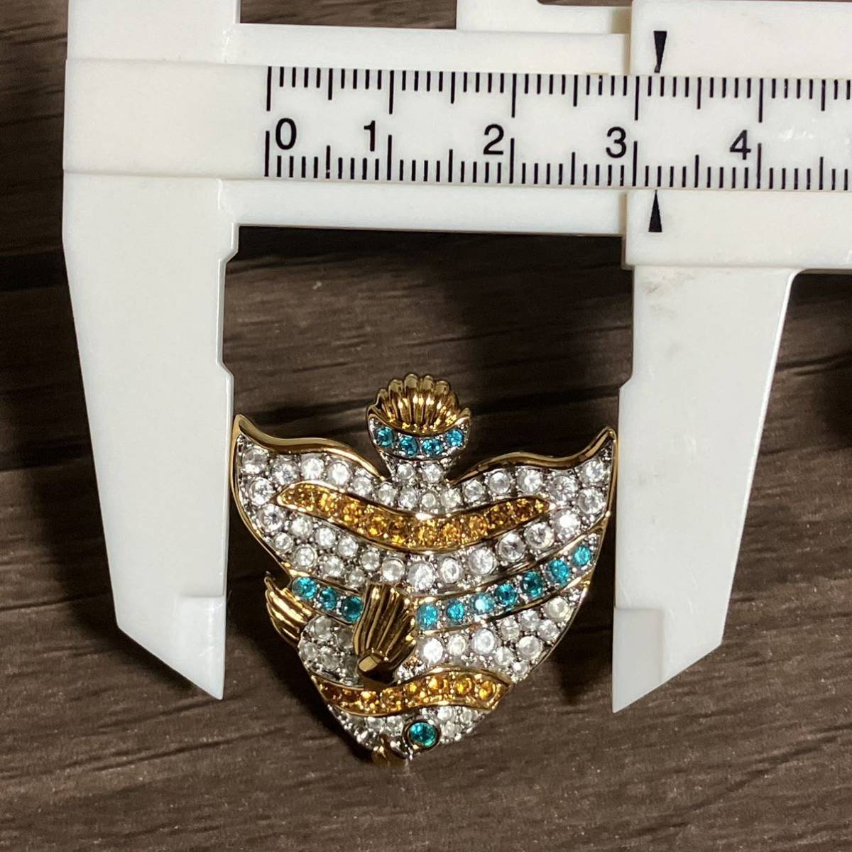 m】美品 SWAROVSKI スワロフスキー 熱帯魚 エンゼルフィッシュ m】美品 SWAROVSKI スワロフスキー 熱帯魚 エンゼルフィッシュ