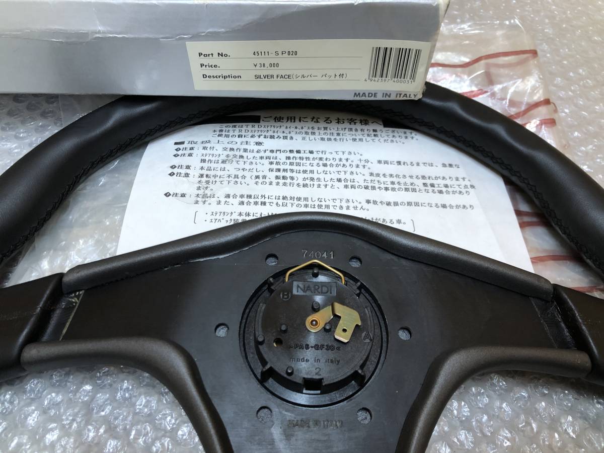 絶版 NARDI ナルディ GARA3 ガラ3 TRD 36Φ ステアリング 絶版 NARDI ナルディ GARA3 ガラ3 TRD 36Φ ステアリング