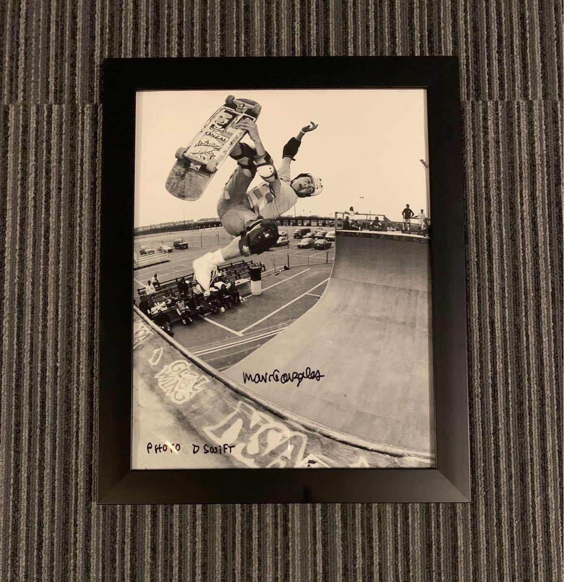 mark gonzales マークゴンザレス gonz Dave swift オリジナル写真作品　直筆サイン入り supreme シュプリーム box ステッカー　付き_画像1