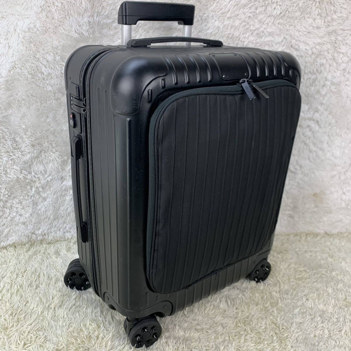 【現行】RIMOWA リモワ ESSENTIAL エッセンシャル SLEEVE スリーブ CABIN キャビン PLUS プラス 46L マットブラック 黒 4輪 MW TSAロック_画像1