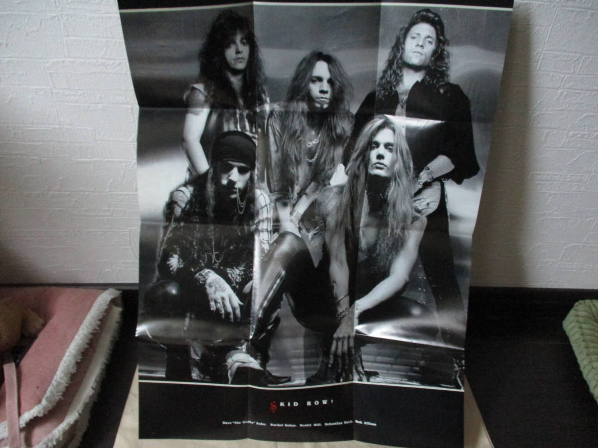 SKID ROW B-Side Ourselves ’92 特別企画ミニ・アルバム 全5曲 ポスター付スペシャル・ブックレット_画像4