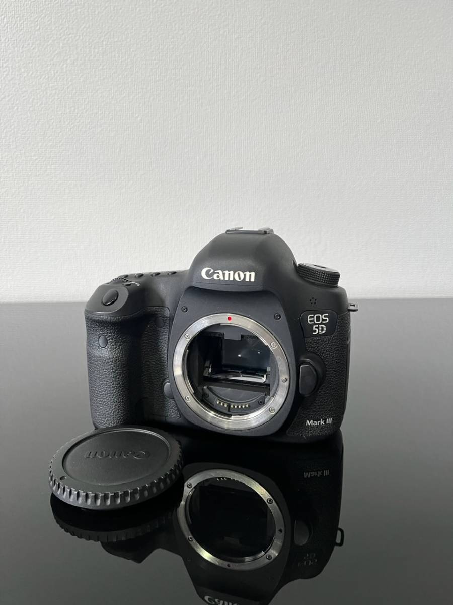 Canon キヤノン EOS 5D Mark III ボディ_画像1