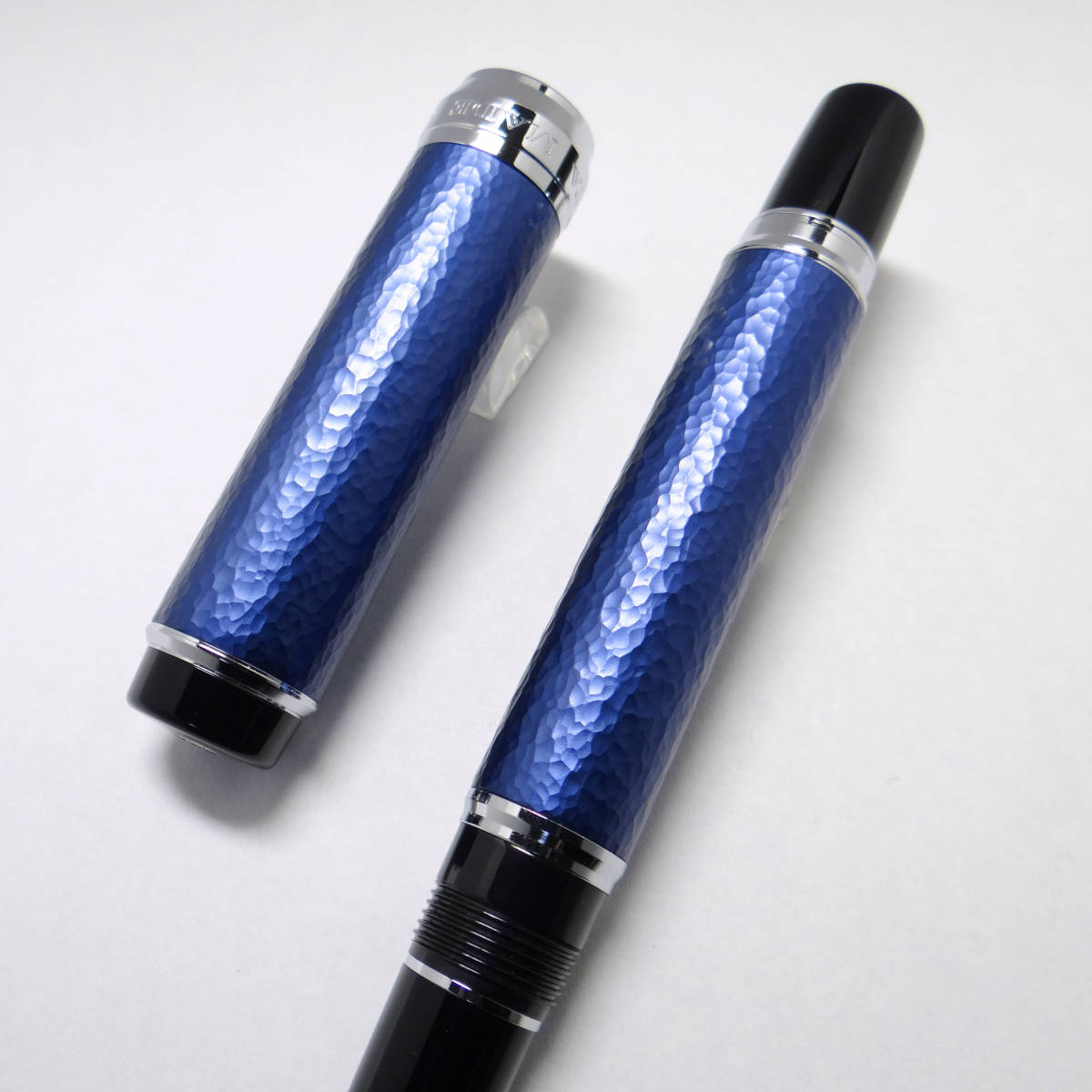 【工芸品】セーラー 大分メイド 天然藍 アルミ削出 槌目 万年筆 SAILOR JAPAN BLUE Oita Made Indigo dye AluminumTsuchime Fountain Pen_画像5