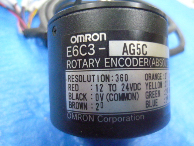 中古現状渡品 OMRON ROTARY ENCODER(ABSOLUTE) E6C3-AG5C RESOLUTION：360 オムロン ロータリーエンコーダー_画像2