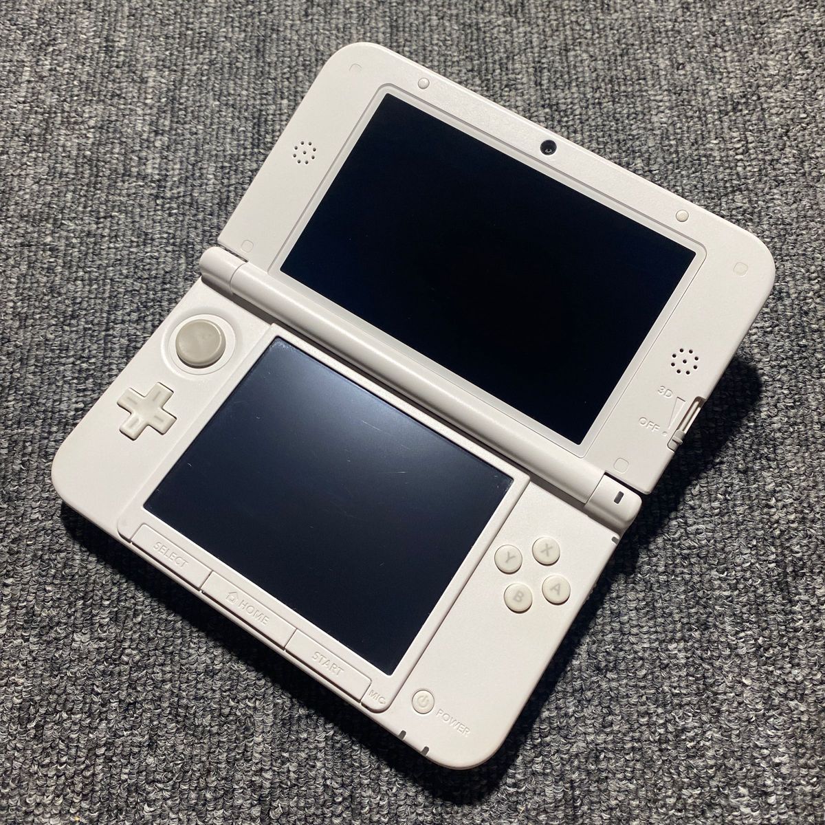 3DS  ニンテンドー3DS LL ホワイト 充電器付き