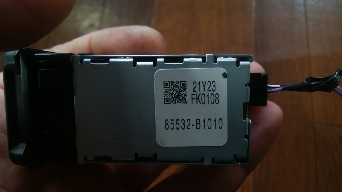 U#003 ルーミー 5BA-M900A カスタムG 2021年 後期 USB充電ポート_画像4
