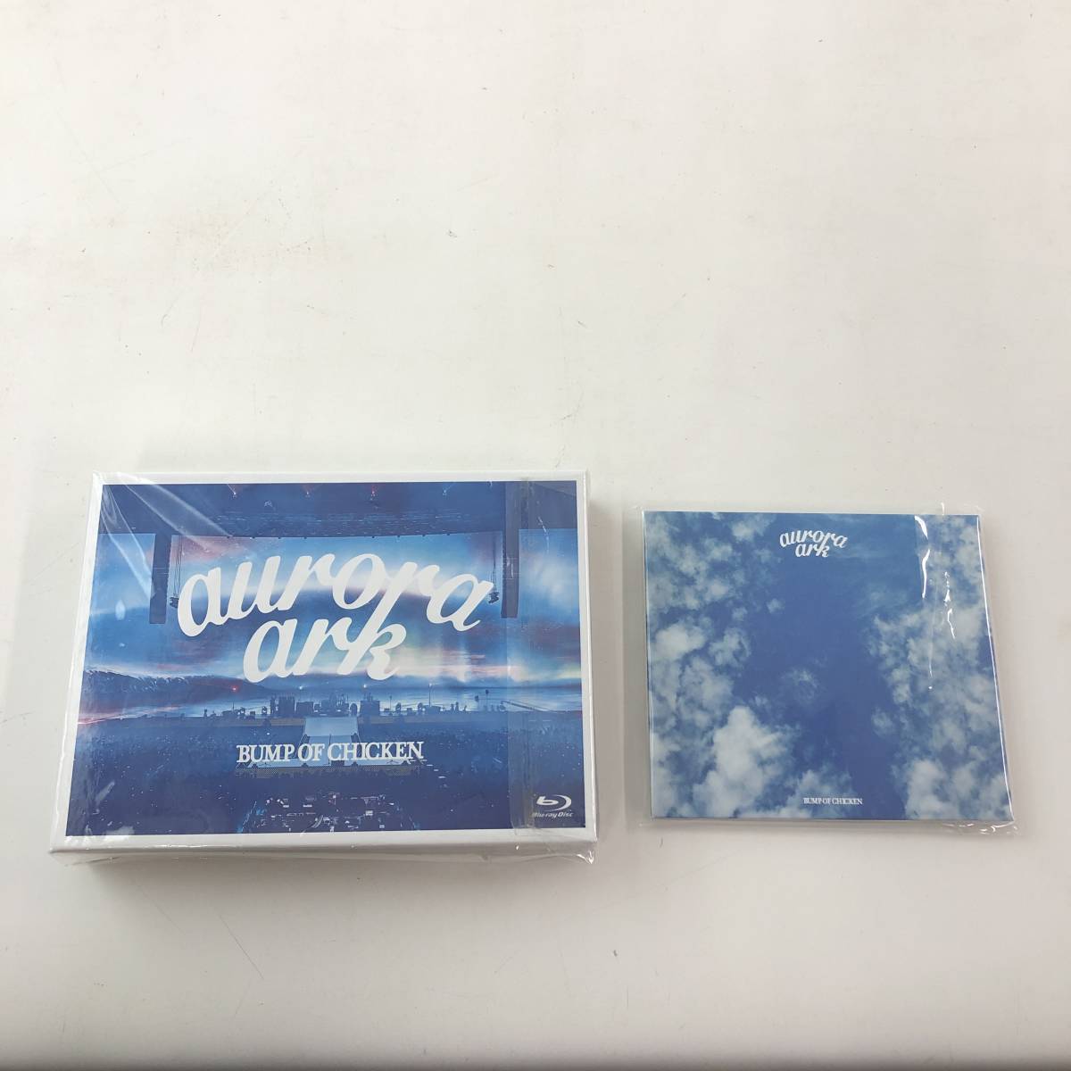 【1円～】 BUMP OF CHICKEN Blu-ray 2点セット aurora ark TOKYO DOME Zepp Osaka Bayside バンプ ブルーレイ【中古品】_画像1