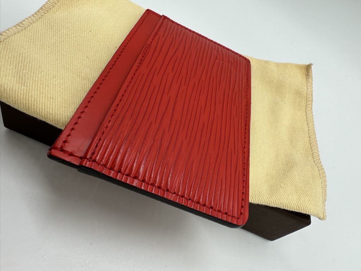 LOUIS VUITTON エピ ポルトカルト サーンプル M60721 名刺入れ LOUIS VUITTON エピ ポルトカルト サーンプル M60721 名刺入れ