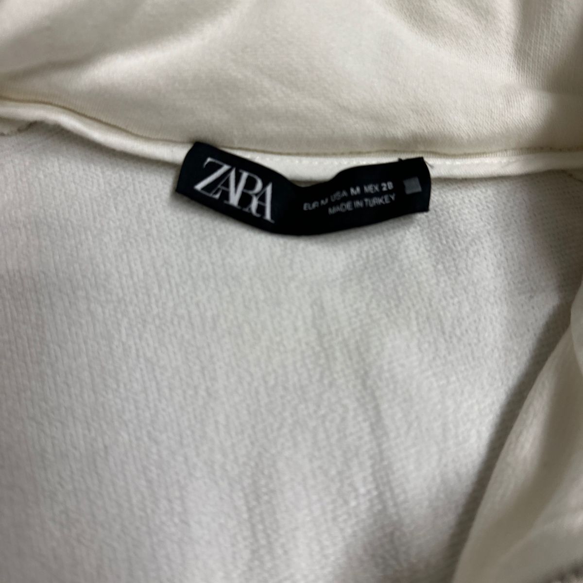 ZARA クロップド　プルオーバー　サイズM