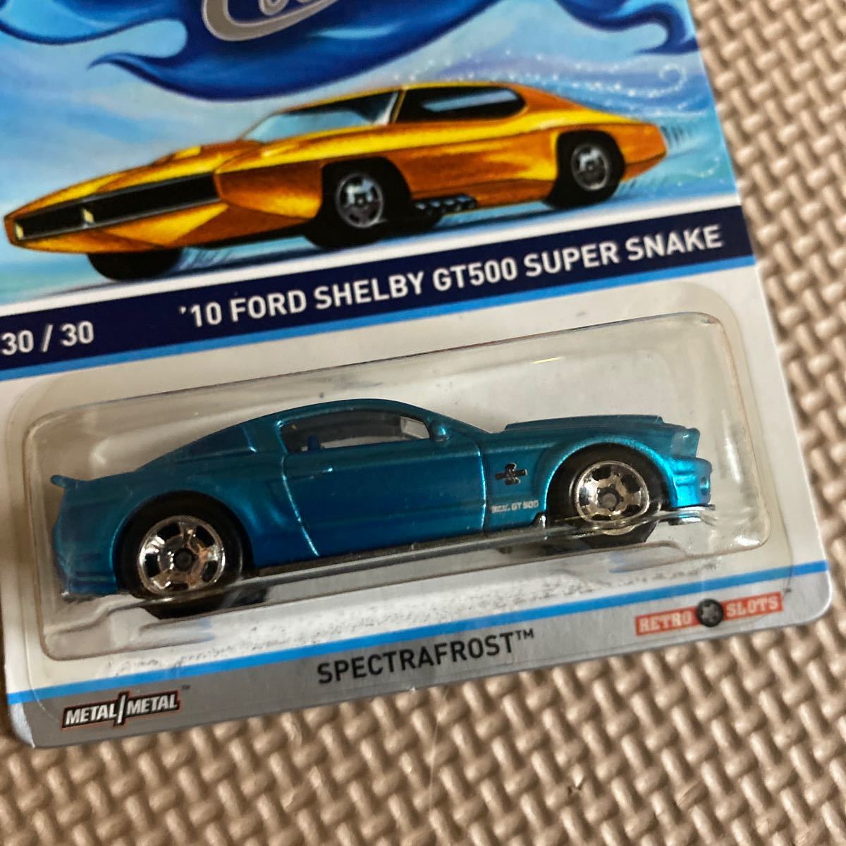 HOT WHEELS cool classics 2010FORD SHELBY GT500 SUPER SNAKE マスタング　フォード_画像2