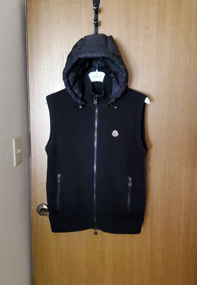 モンクレール【美品】ニット＆ダウンベスト サイズM ブラック ジャパンタグ MONCLER _画像1