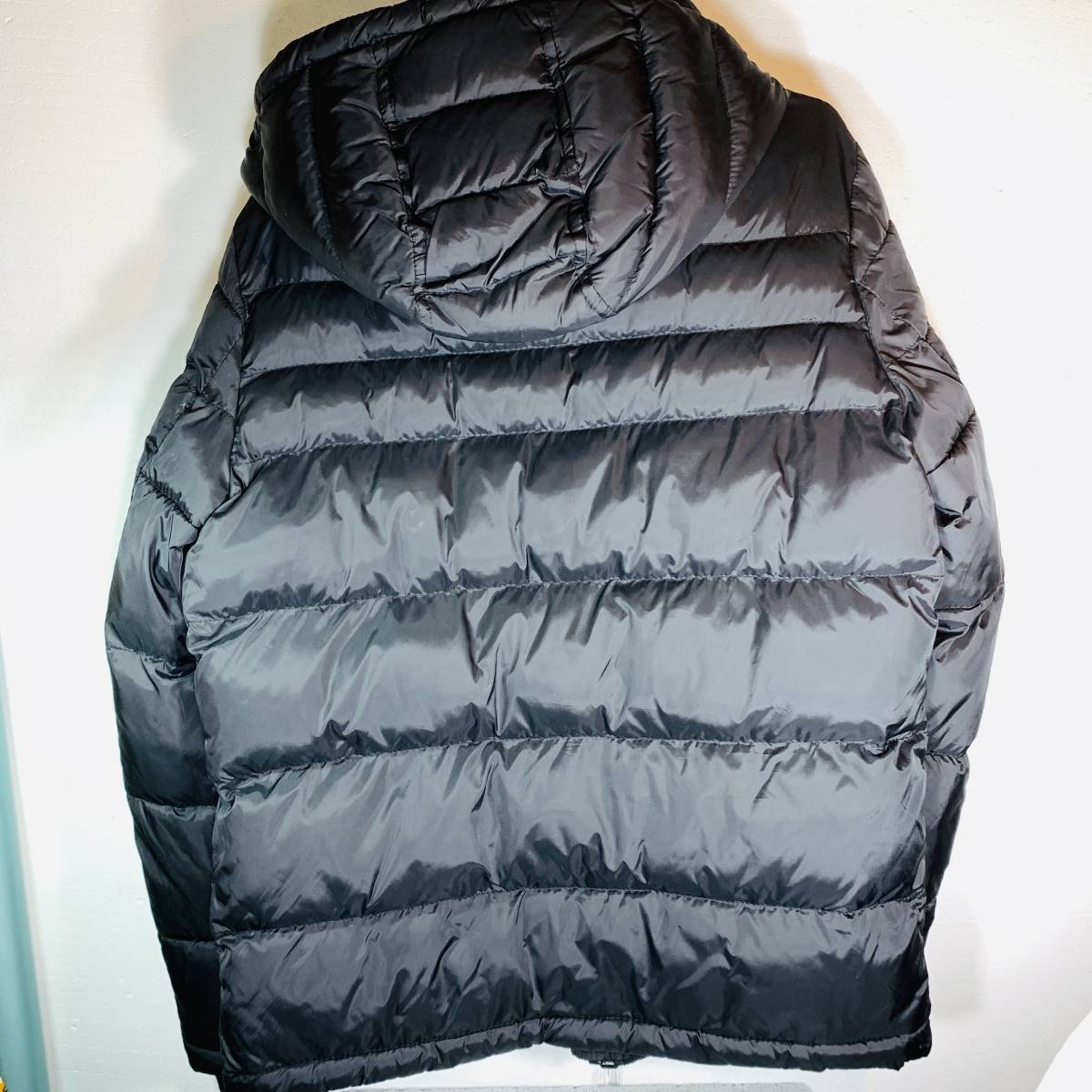 TOMMY HILFIGER トミーヒルフィガー ダウンジャケット クラシック フード 中綿ジャケット XSサイズ BLK メンズ USED品 1円スタート_画像4