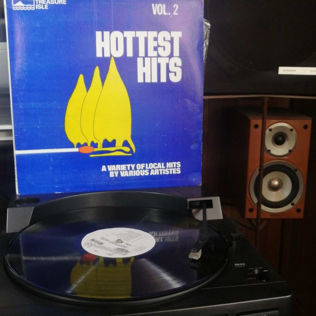 LP レコード Hottest Hits Volume 2 Treasure Isle スカ / ロックステディ 大名盤シリーズ プロデューサー : Duke Reid 再生確認済_画像2