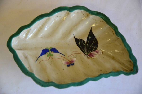  ten thousand old . leaf type decoration plate butterfly map . chestnut pair antique antique 14cm×22cm