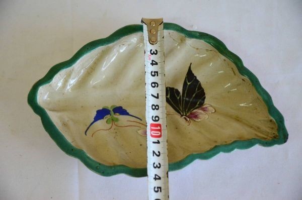  ten thousand old . leaf type decoration plate butterfly map . chestnut pair antique antique 14cm×22cm