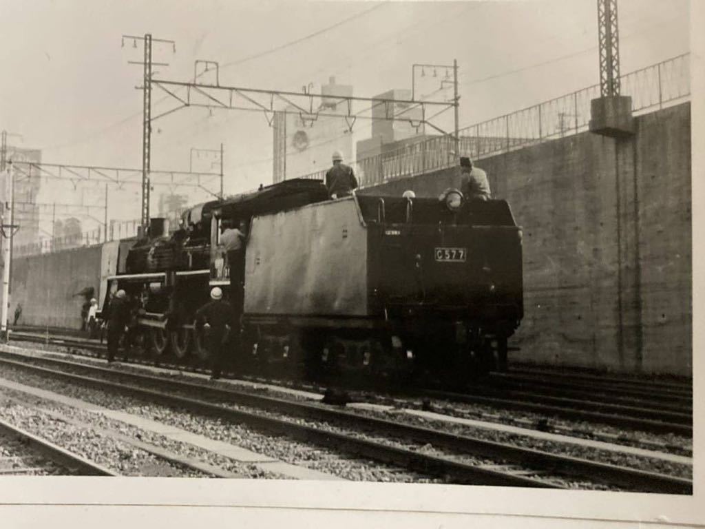 昭和鉄道写真：鉄道100年記念列車用に横浜区が紀伊田辺区から借りたC57 7/４景①。1972年10月撮影。東横浜付近。7.7×11.1㎝。_画像5