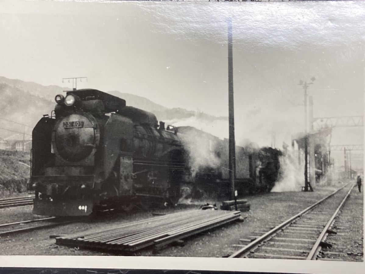 昭和鉄道写真：中央西線木曽福島駅のD51 401[木曽福島]。昭和46年頃撮影。7.7×11.1㎝。_画像1