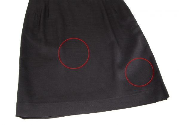 ヨウジヤマモト ノアールYohji Yamamoto NOIR キュプラウール台形スカート 黒3_前裾にスレがあります。