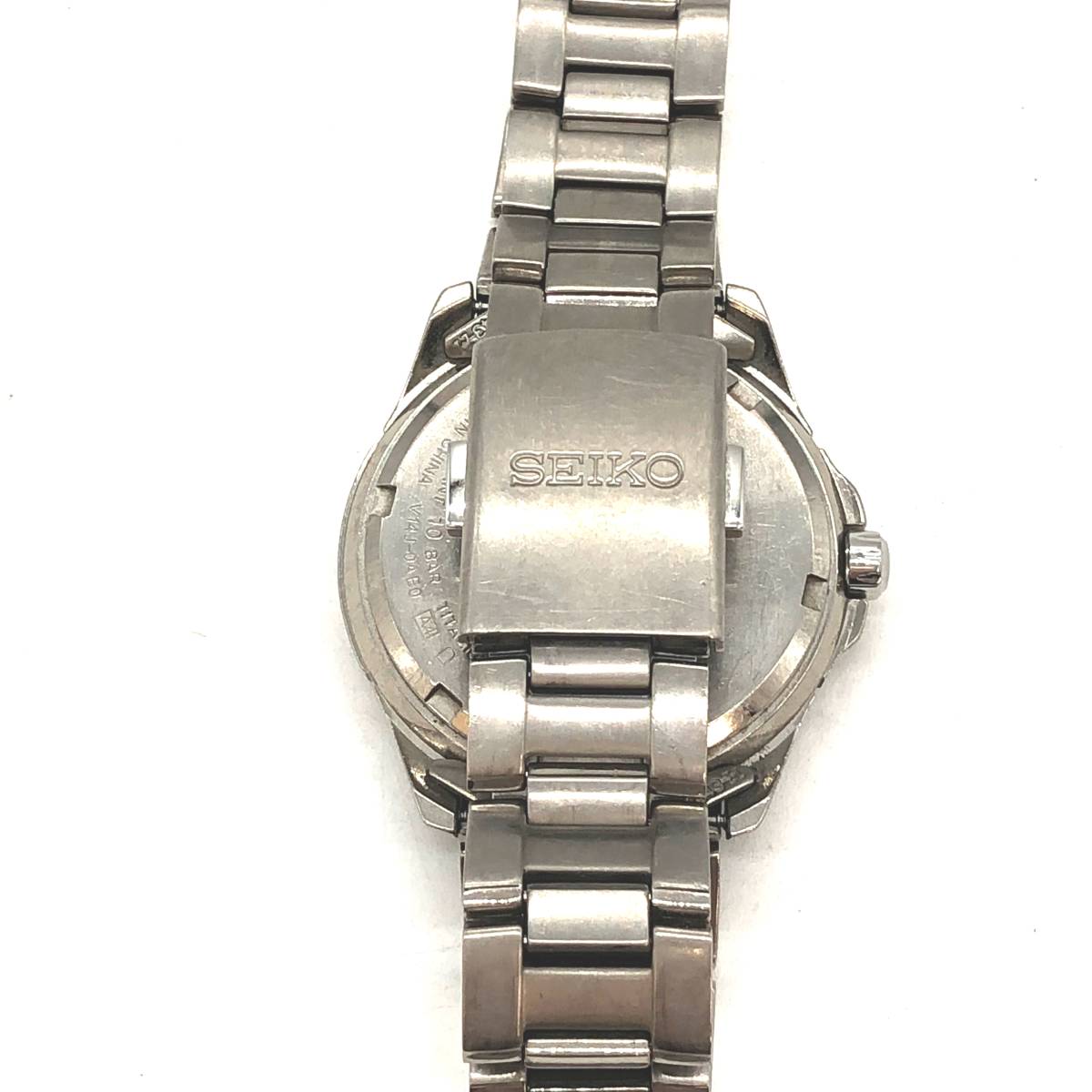 【美品】SEIKO セイコー チタニウム V14J-0AE0 トリプルカレンダー /メンズ腕時計 稼働 ソーラー_画像4