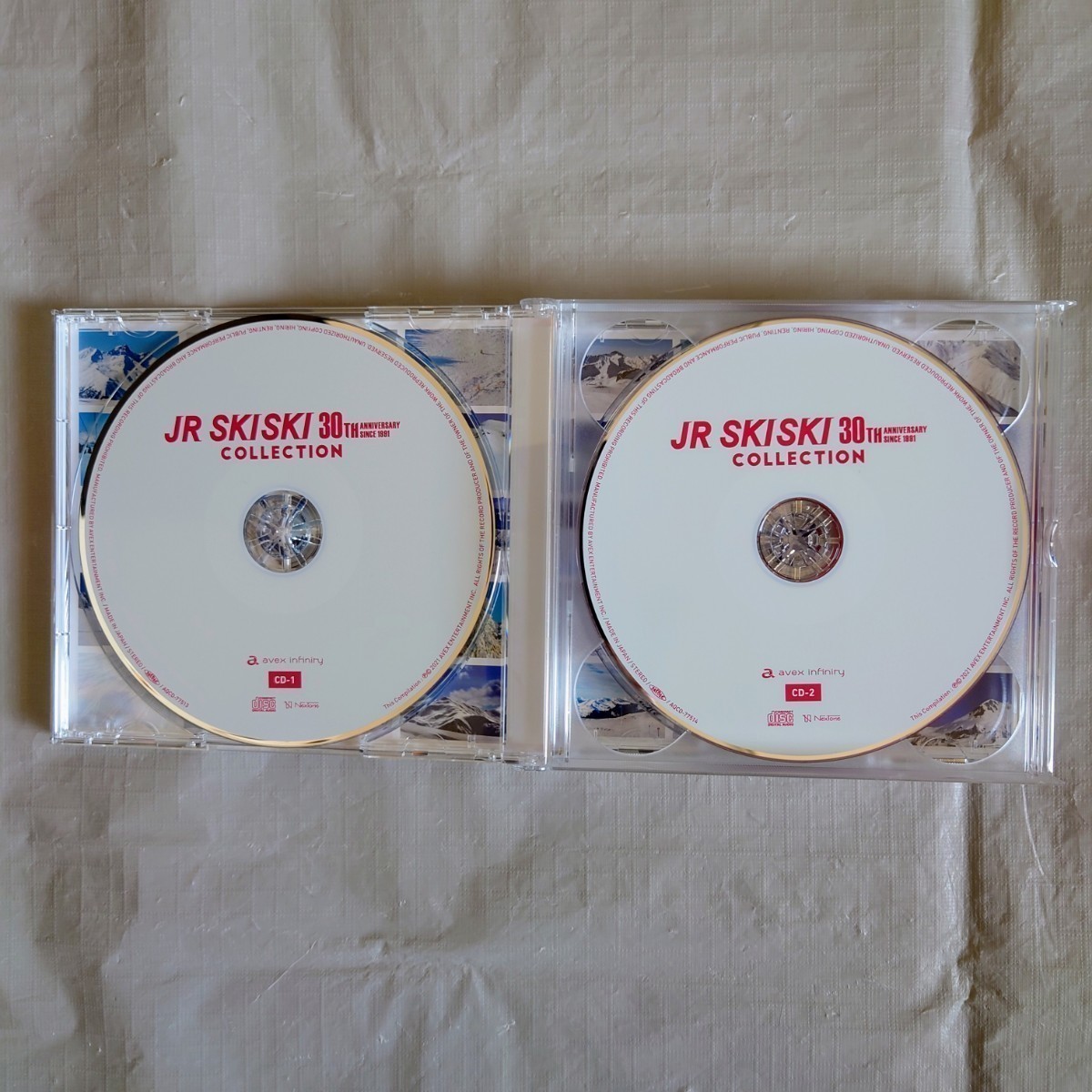 JR SKISKI 30th COLLECTION　2CD＋DVD　〜誰もが胸を熱くする、ゲレンデが恋しくなる〜　CD：全19曲　DVD：CM映像37本！ 【CD未使用】_画像7