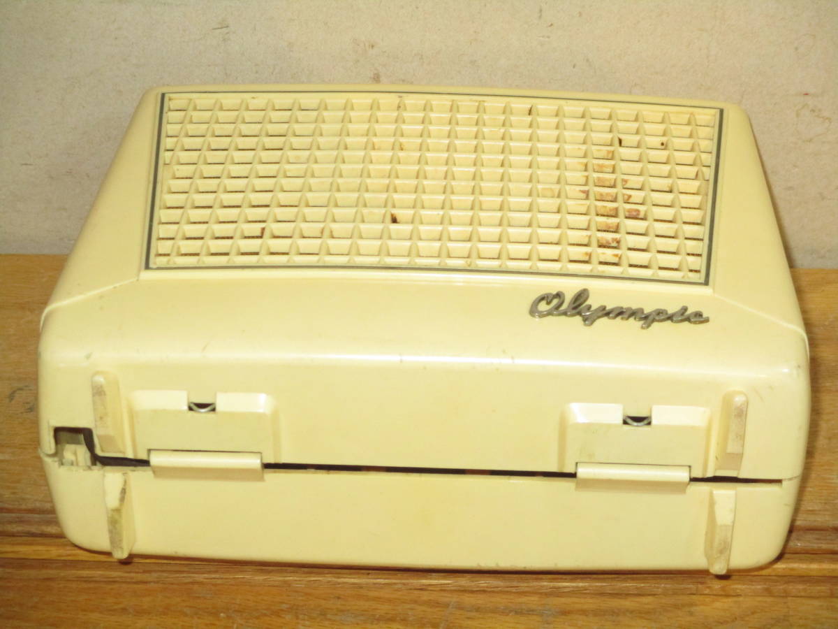 6732円 通電確認済み ポータブル真空管ラジオ OLYMPIC MODEL 445 6732円 通電確認済み ポータブル真空管ラジオ OLYMPIC MODEL 445