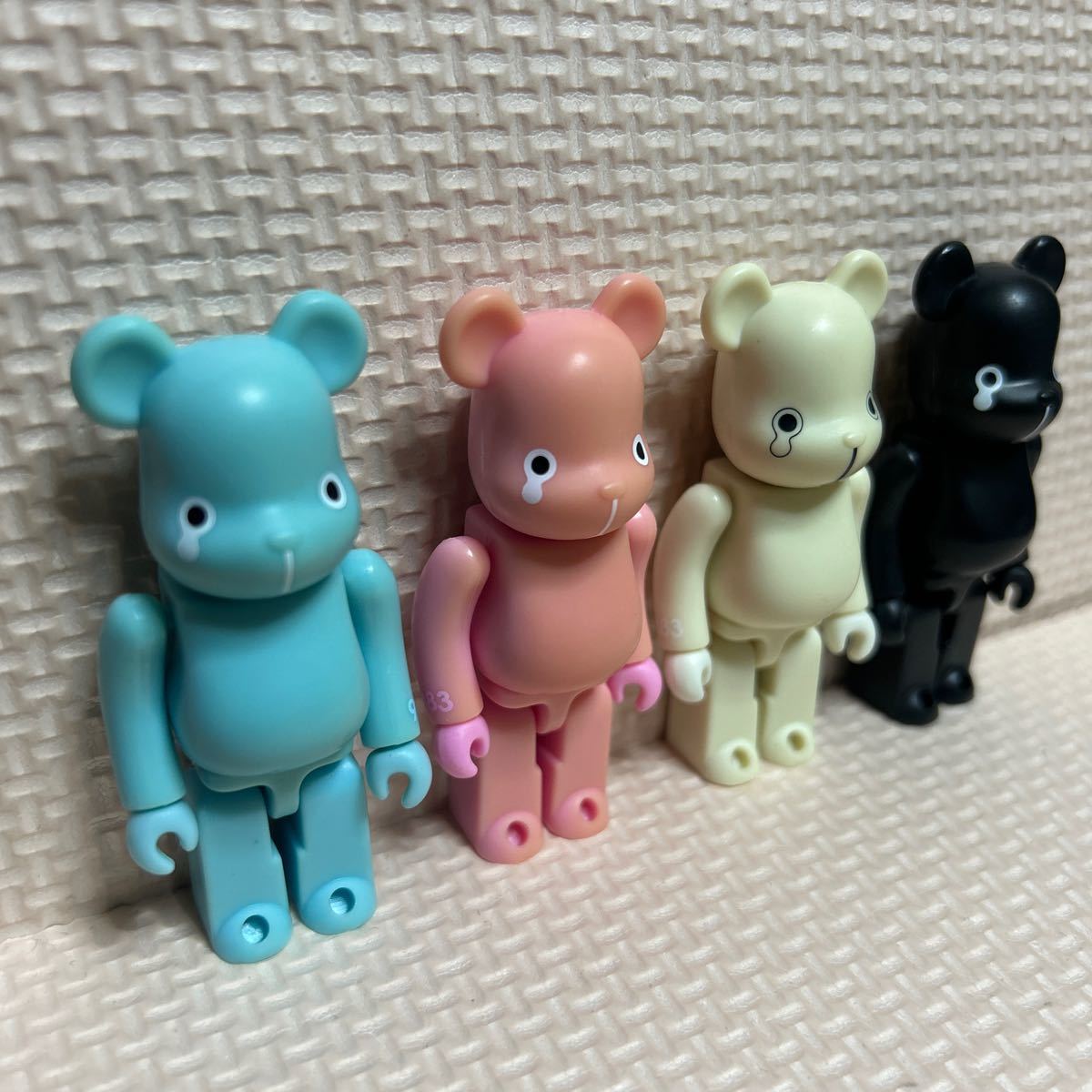 BE@RBRICK ベアブリック　SO FUN2002 4体セット_画像2