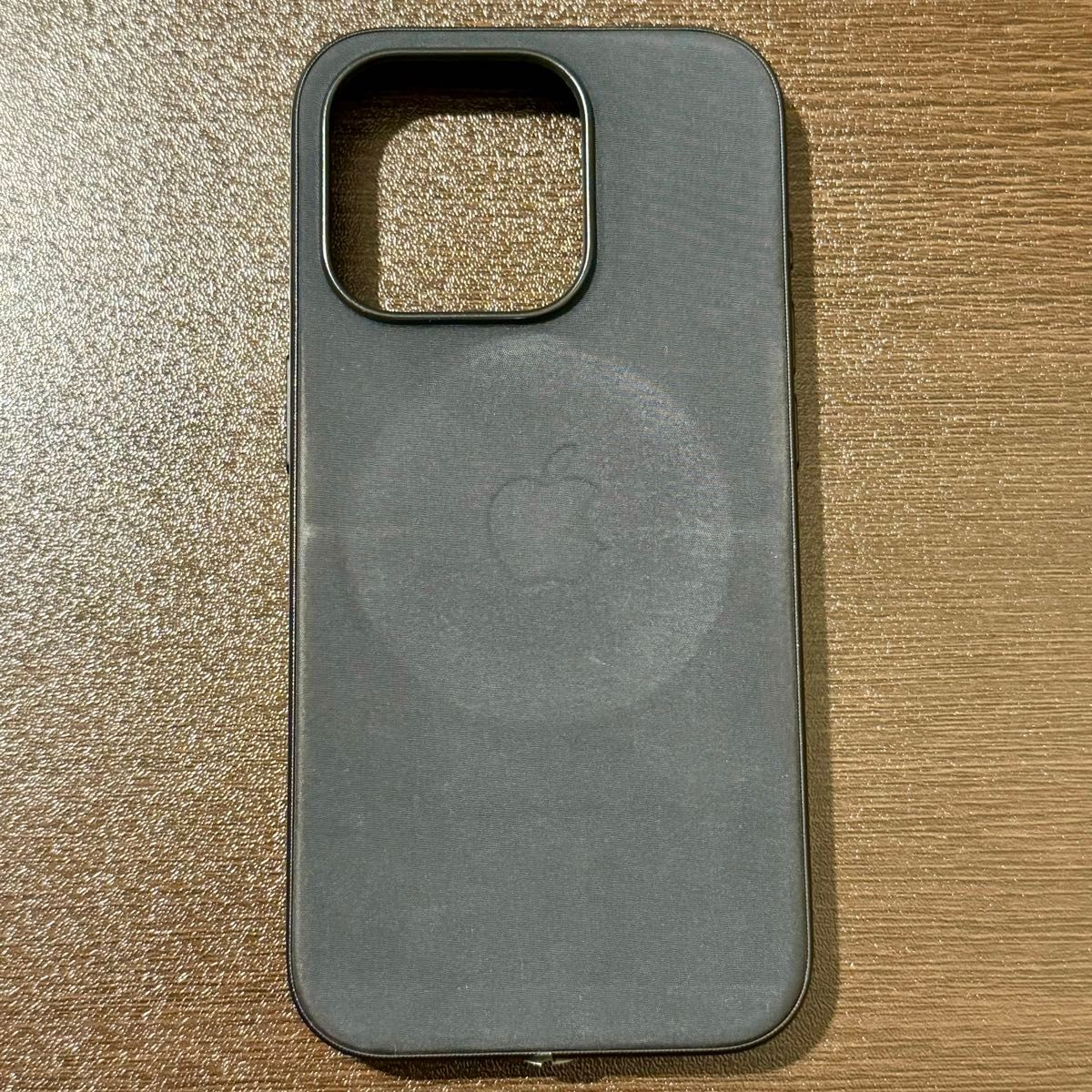 【Apple純正】iPhone 15 Pro ファインウーブンケース ブラック