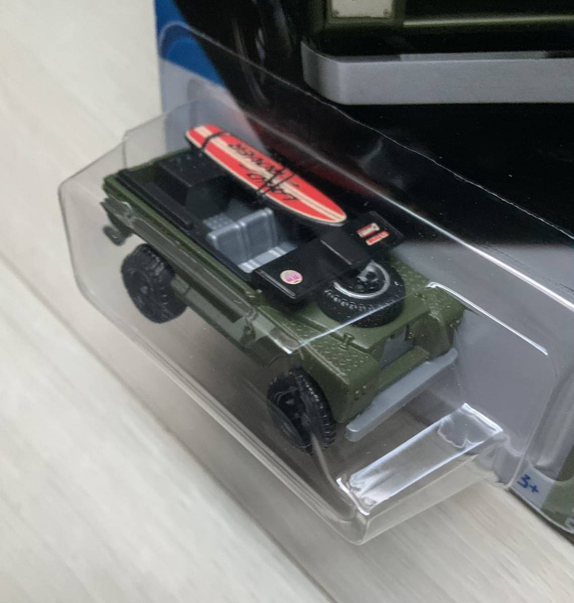 箱発送　★　ホットウィール　ベーシック　ランドローバー シリーズⅡ　★　1/64 ミニカー　★　Hot Wheels　★　LAND ROVER SERIES II_画像3