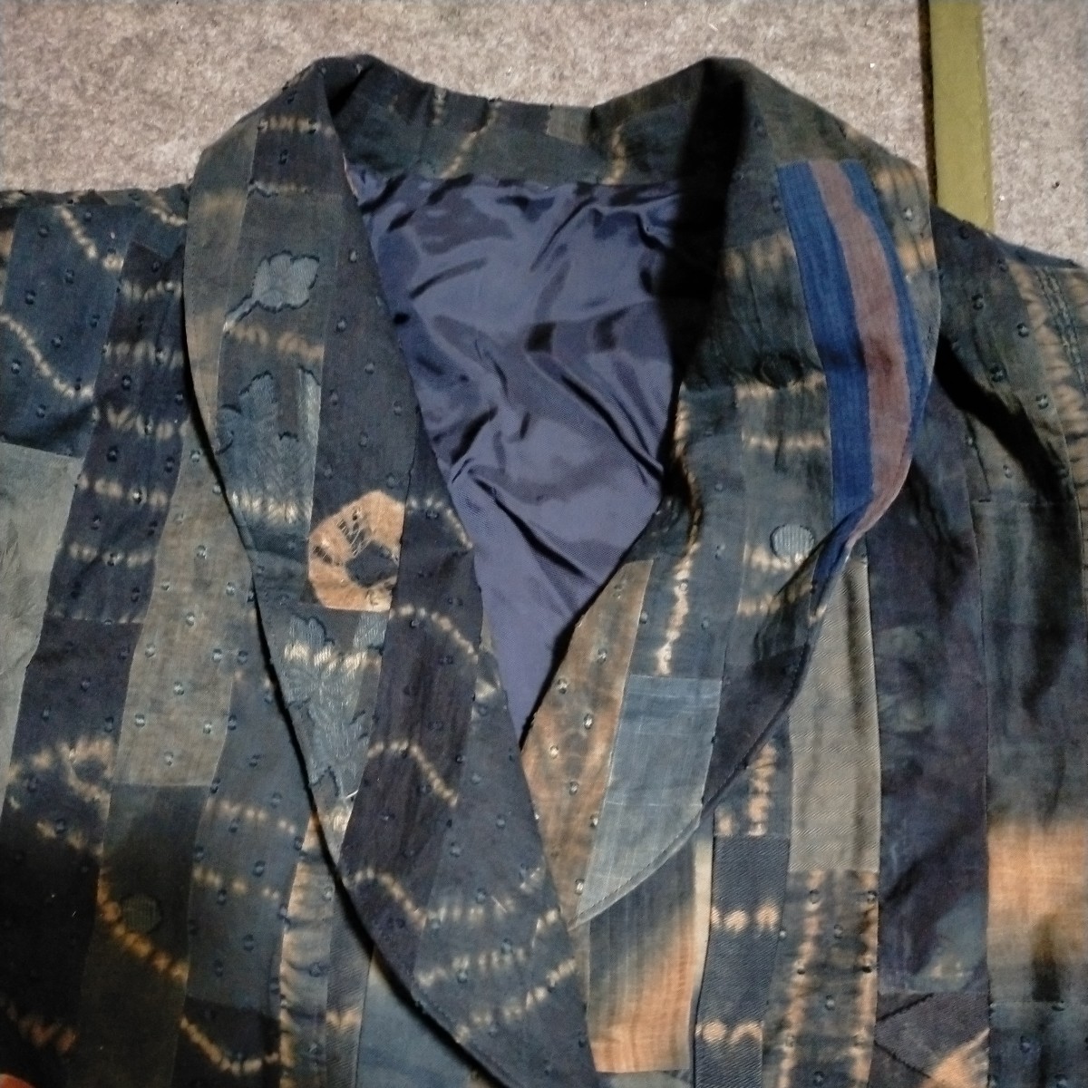 京都　西陣織和柄メンズハーフコート　Mサイズ_画像2