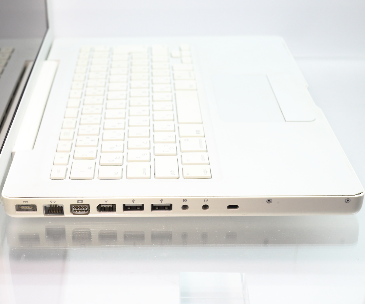 Apple MacBook A1181/13.3/Core2Duo 2.4GHz/Early2008/2GBメモリ/HDD160GB/WiFi Bluetooth/OS X 10.7 Lion #1208_画像5