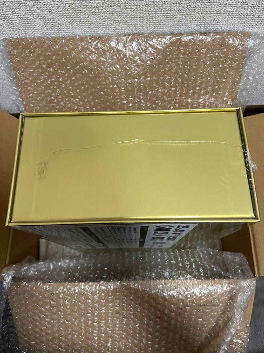 Amazon産 25th Anniversary GOLDEN BOX