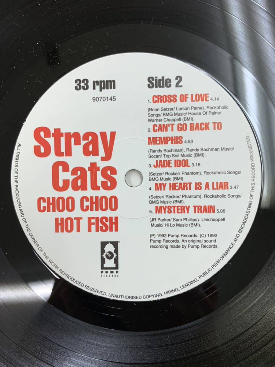 【輸入US(アメリカ)盤(PUMP 9070145)・10inch・シリアルNO.入り/ROCKABILLY】 STRAY CATS (ストレイ・キャッツ) / CHOO CHOO HOT FISH_画像4