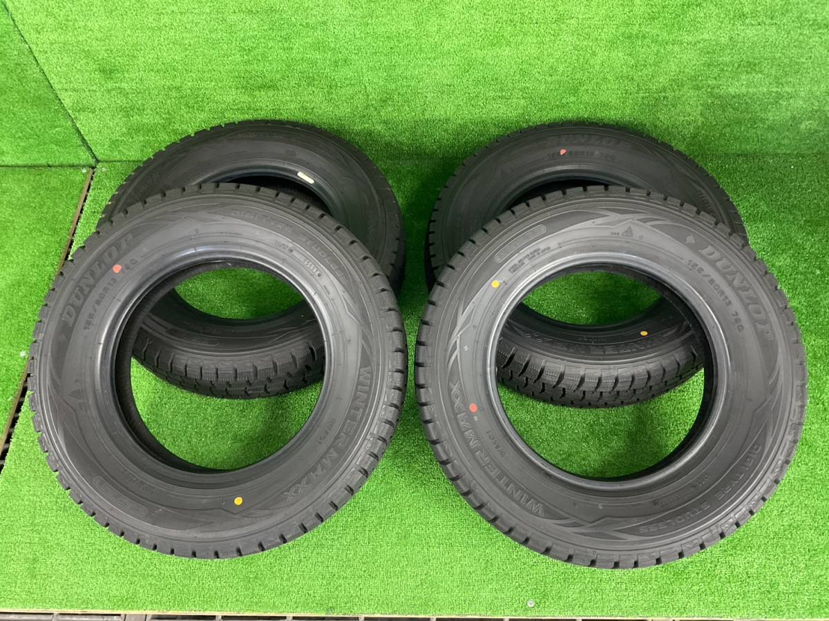 DUNLOP WINTER MAXX WM01 155/80R13 79Q 2017 год выпуска   Dunlop  ...01  зимняя резина   4 штуки  комплект  