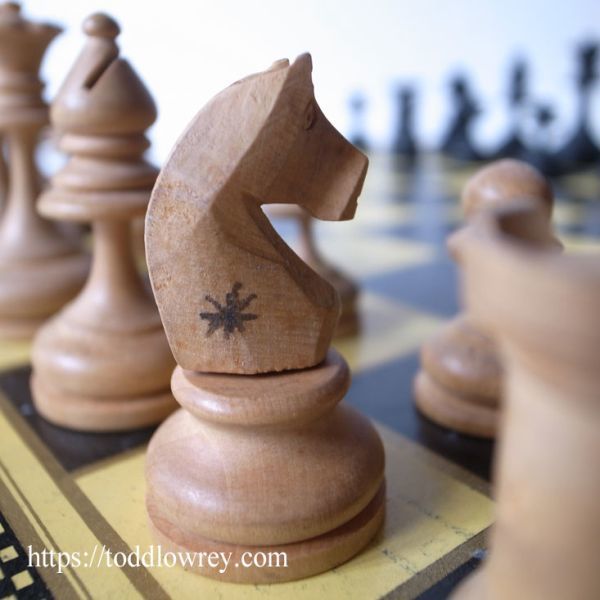 【チェスはバイオレンスなスポーツ】イギリス チェスセット ボード ゲーム 木製駒 セット◆Antique Staunton Chessmen & Folding Board◆_画像7