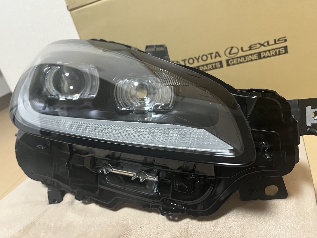 【新車外し】R5年 GR86 ZN8 LED ヘッドライト ヘッドランプ 左右セット 純正 ブラック 可動式_画像2