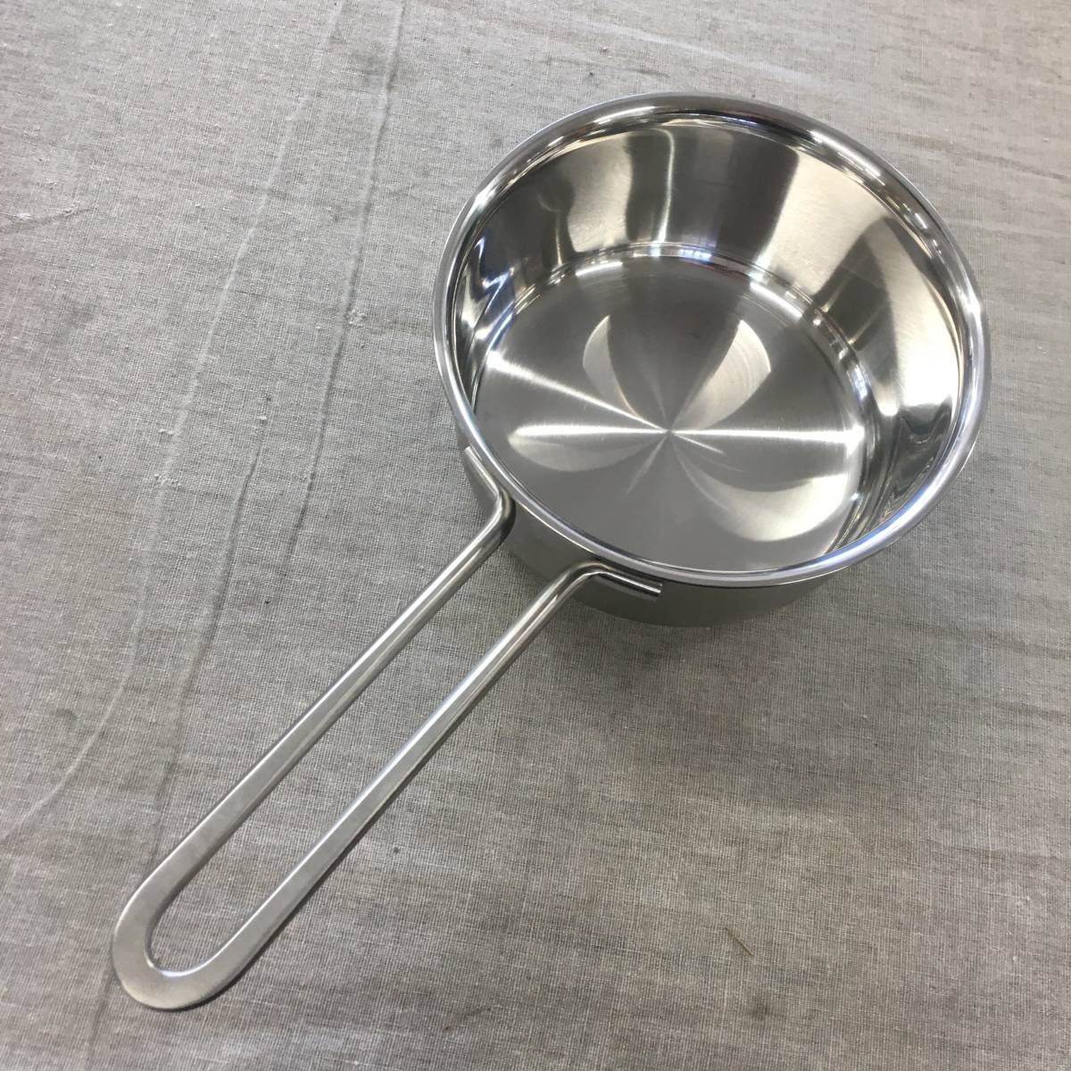 現状品 ZWILLING ツヴィリング 「 ピコ ソースパン 14cm 1L 」 研磨 片手 鍋 シルバー ステンレス 66655-140_画像2